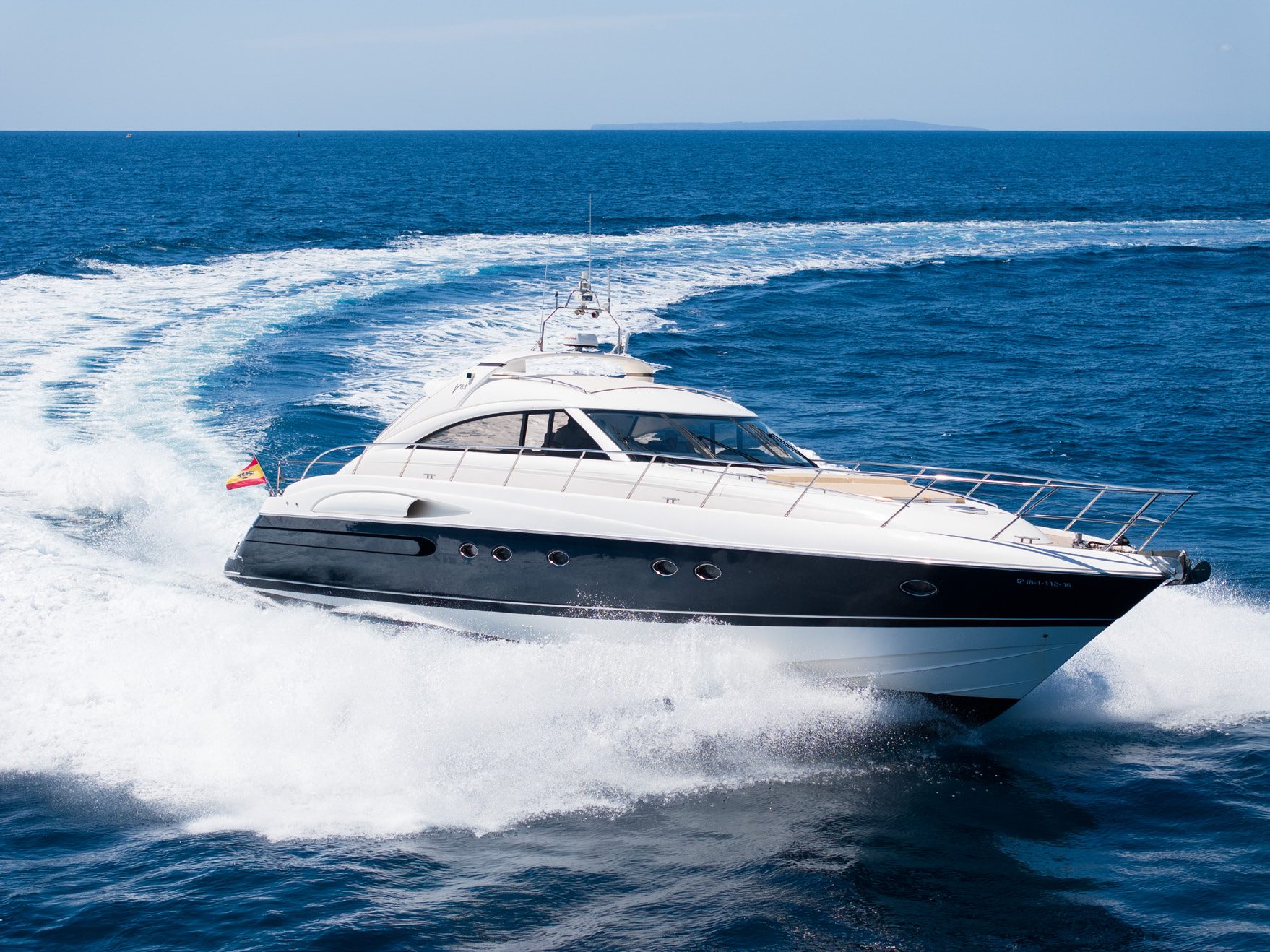 Princess V65 — MY Creta, 21m Princess — luxury yacht for charter 4