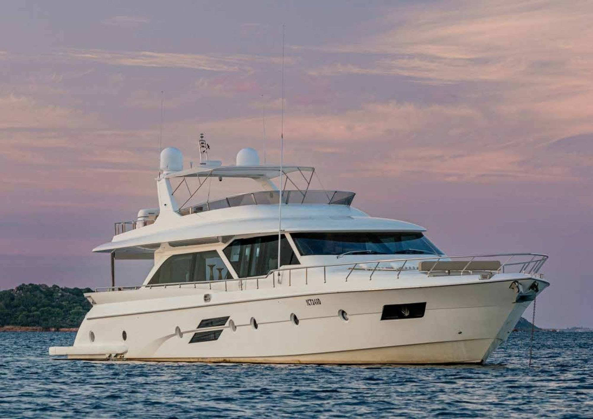 Marco Polo 78, 24m Marco Polo — yacht di lusso a noleggio 4