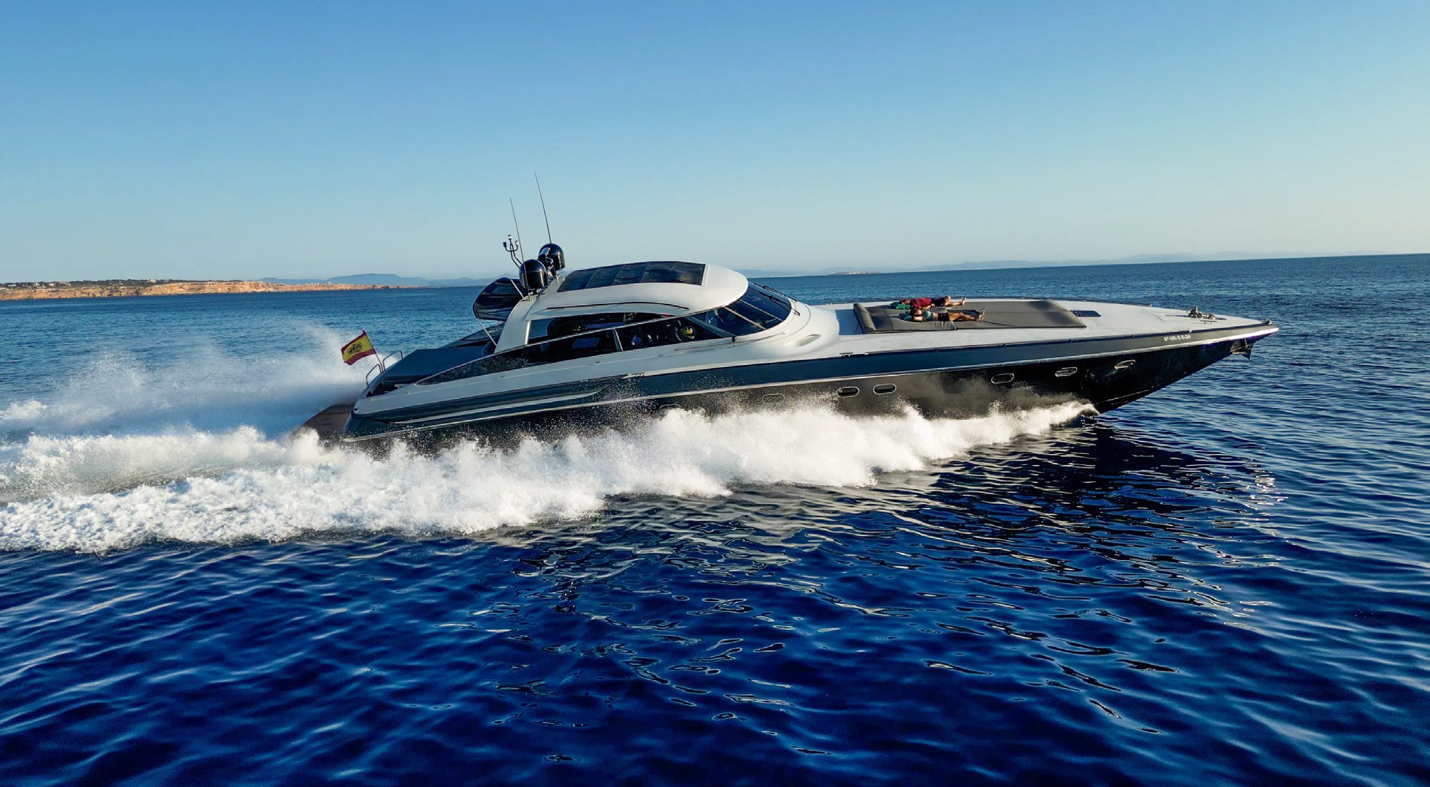 Baia Panther 80 — MY Shady, 25m Baia — luxury yacht for charter