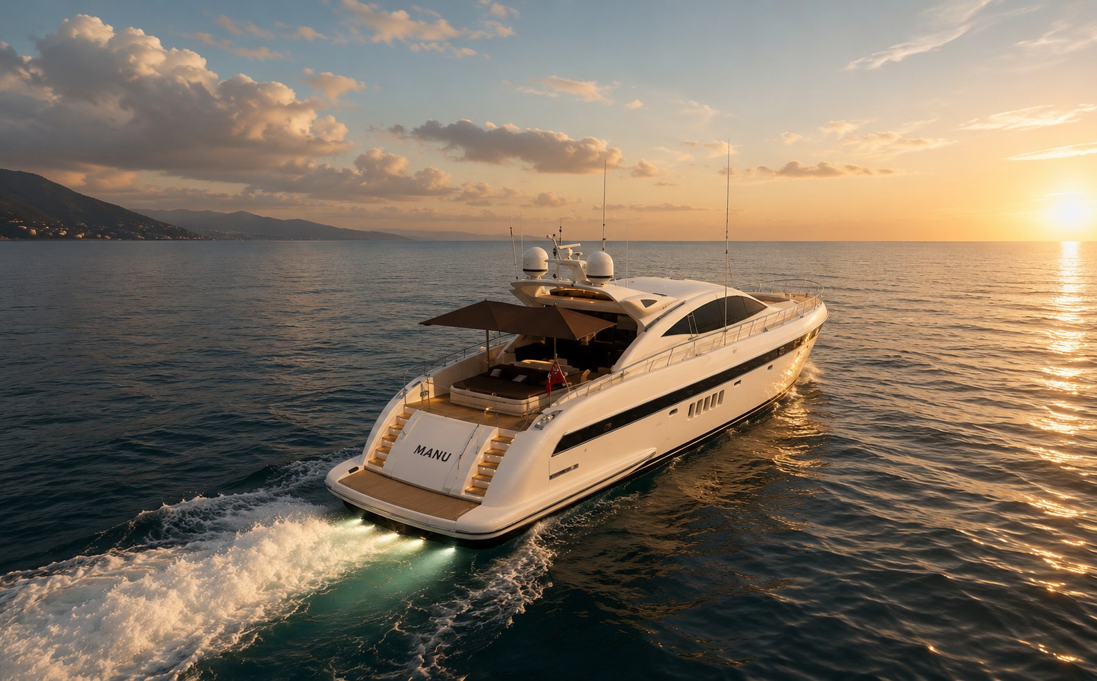 Mangusta 92 (Manu), 28.27m Mangusta — yacht di lusso a noleggio 2