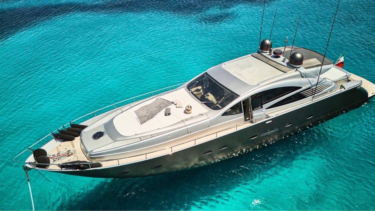 Pershing 76, 24m Pershing — yacht di lusso a noleggio 3
