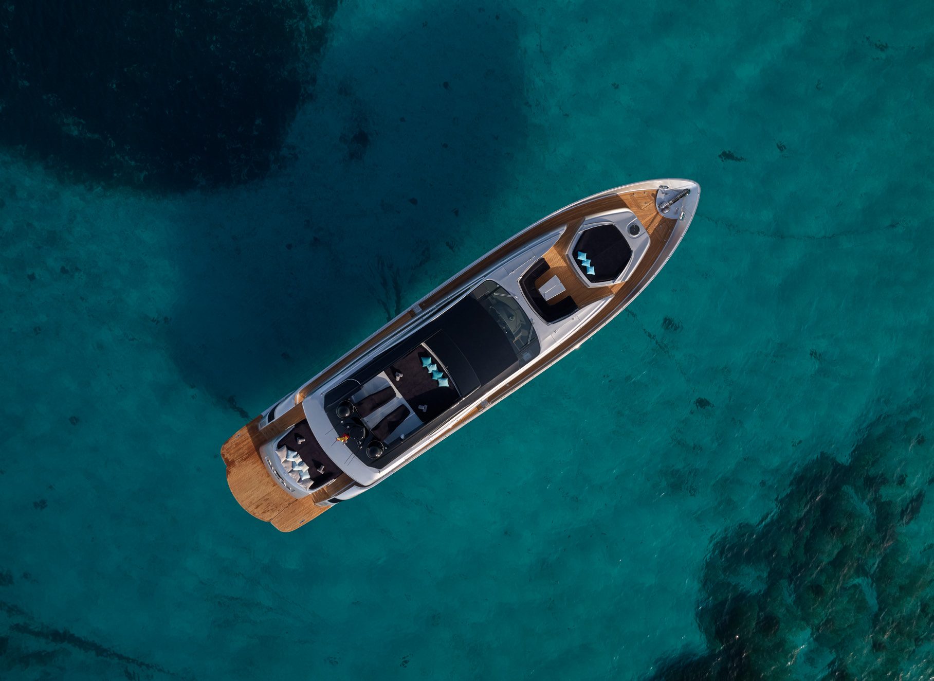 Pershing 90 — MY Danzas, 28m Pershing — luxury yacht for charter 5
