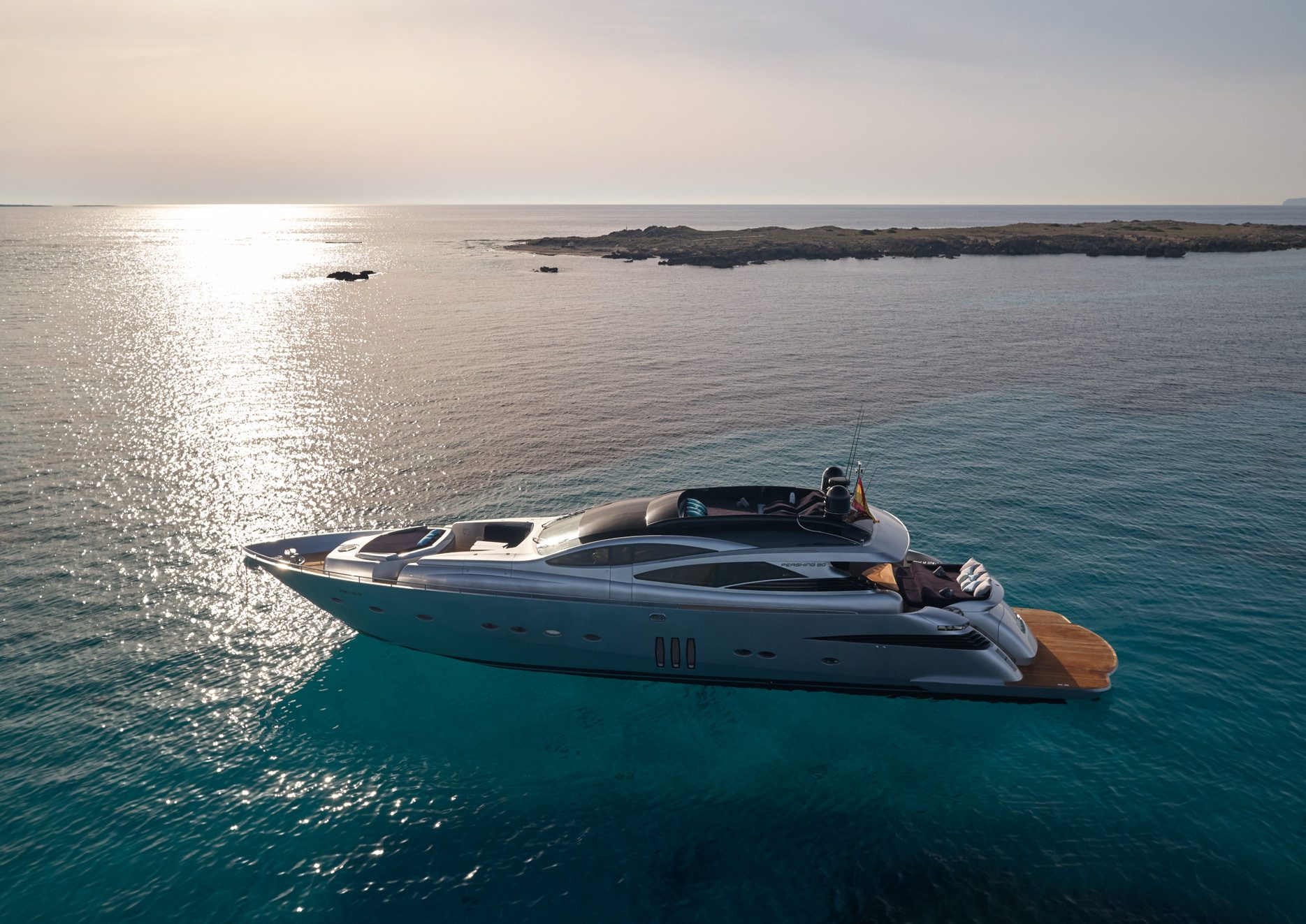 Pershing 90 — MY Danzas, 28m Pershing — yacht di lusso a noleggio 4