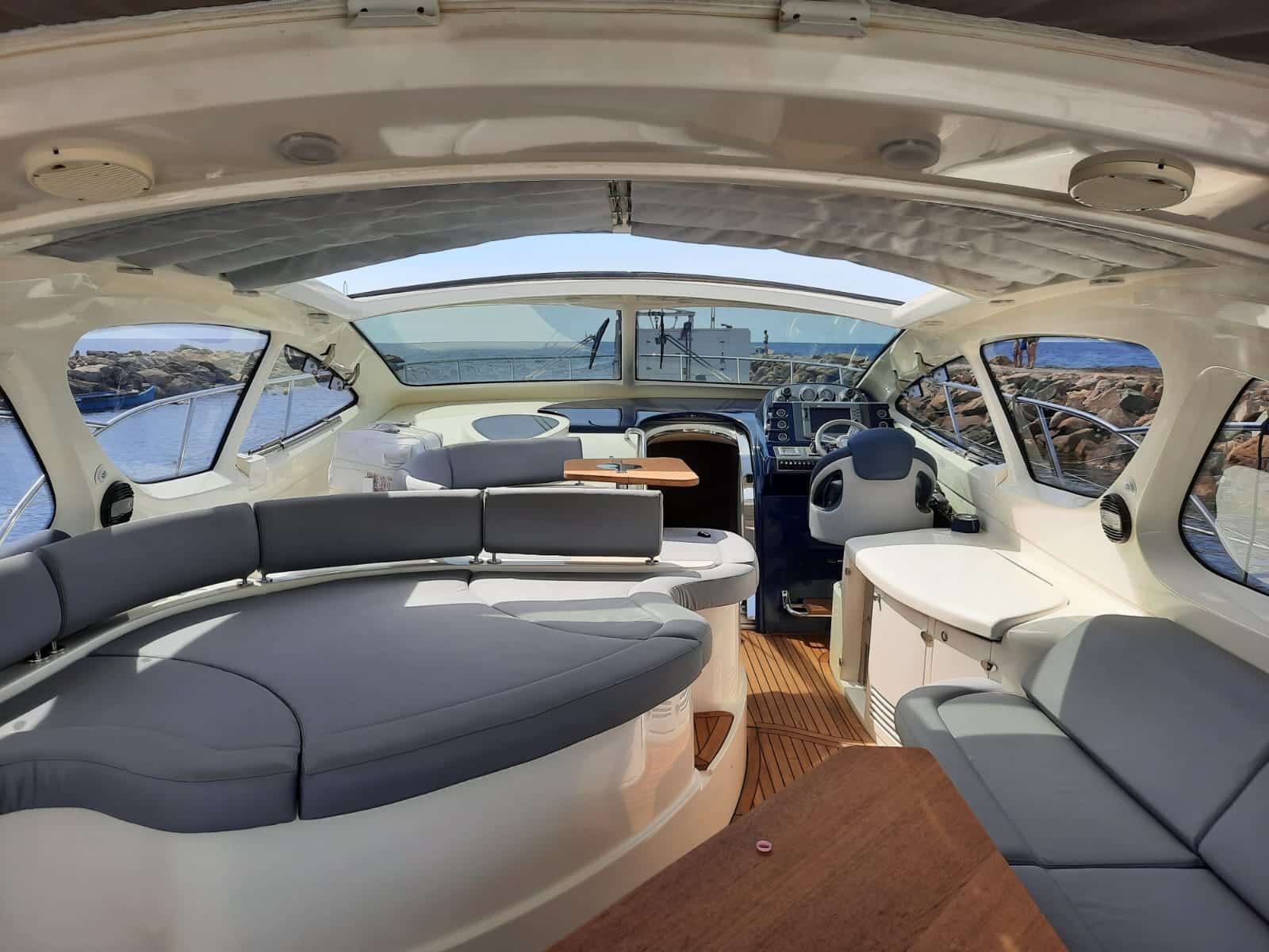 Atlantis 55 6