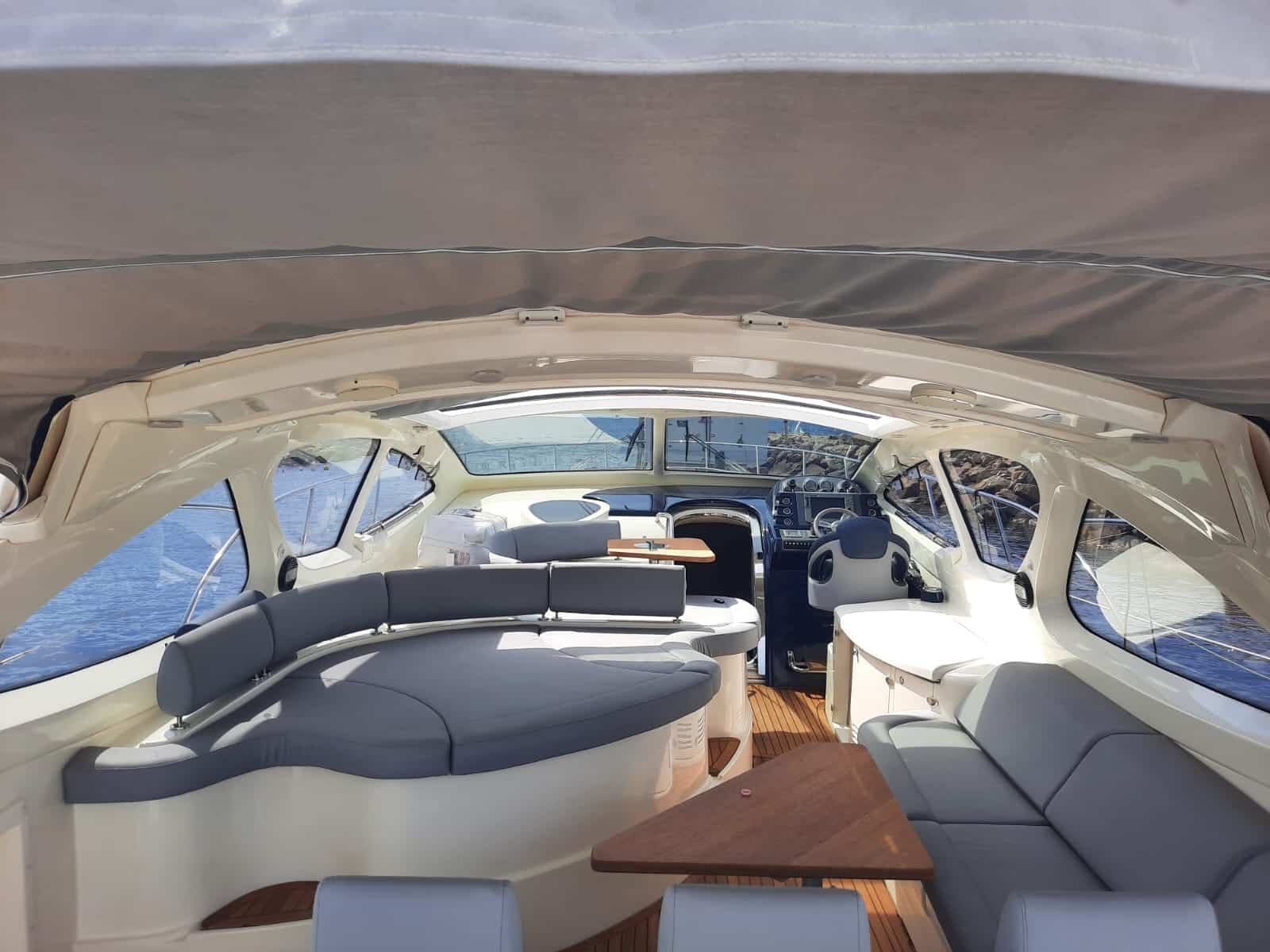 Atlantis 55 9