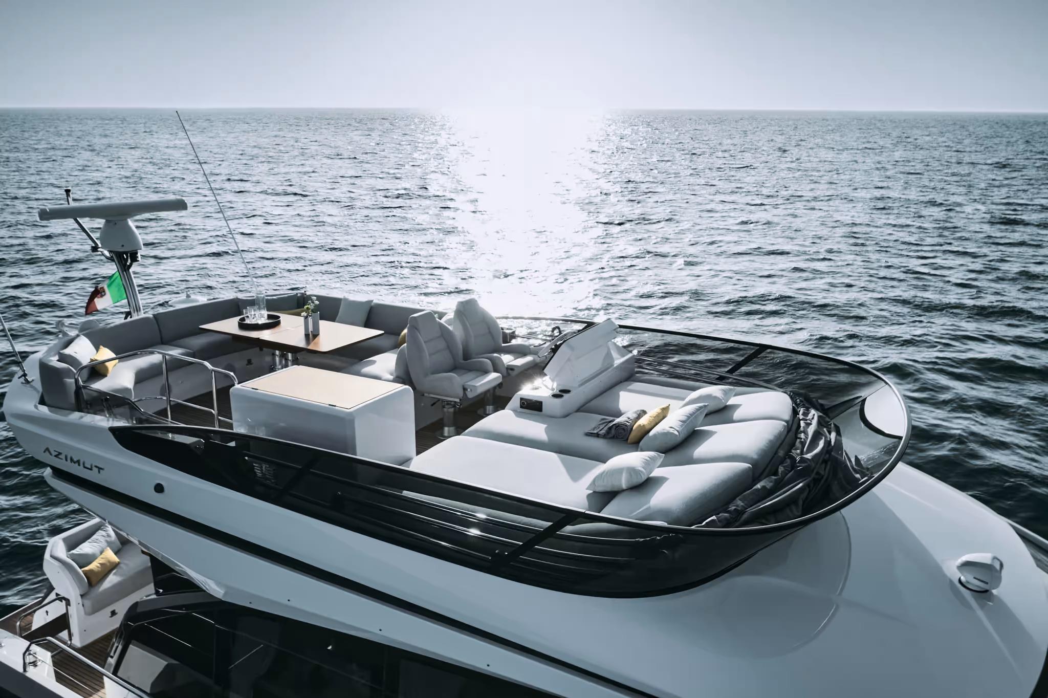 Azimut 53 Fly, 16.78m Azimut — luxury yacht for charter 4