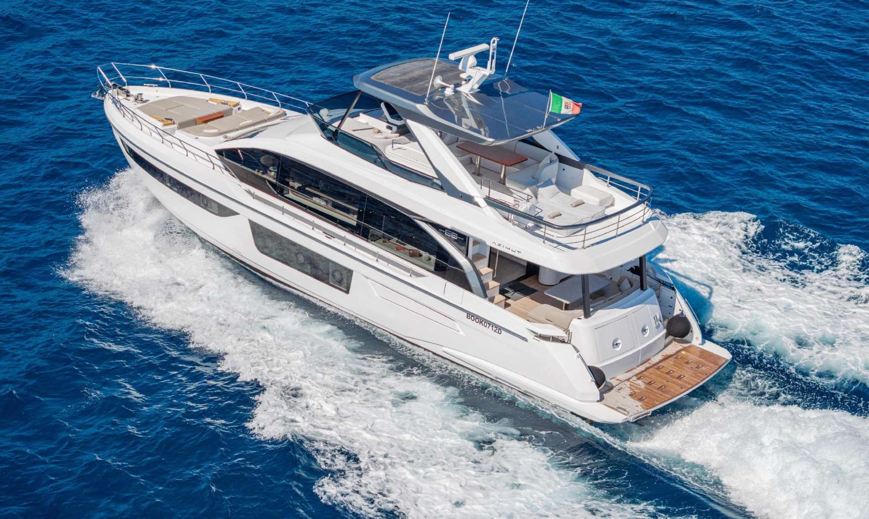 Azimut 68 Fly, 20.98m Azimut — luxury yacht for charter 3