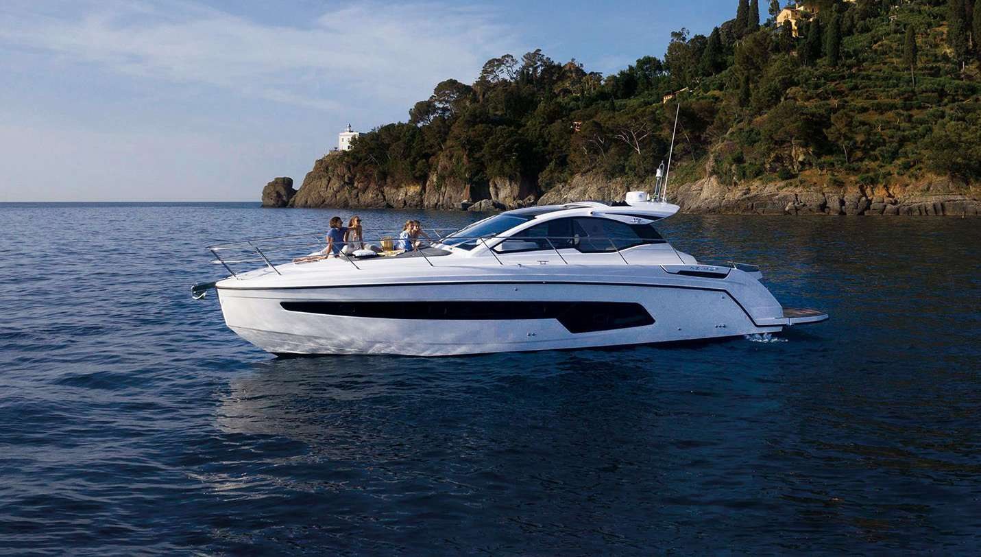 Azimut Atlantis 45, 14.61m Azimut — luxury yacht for charter