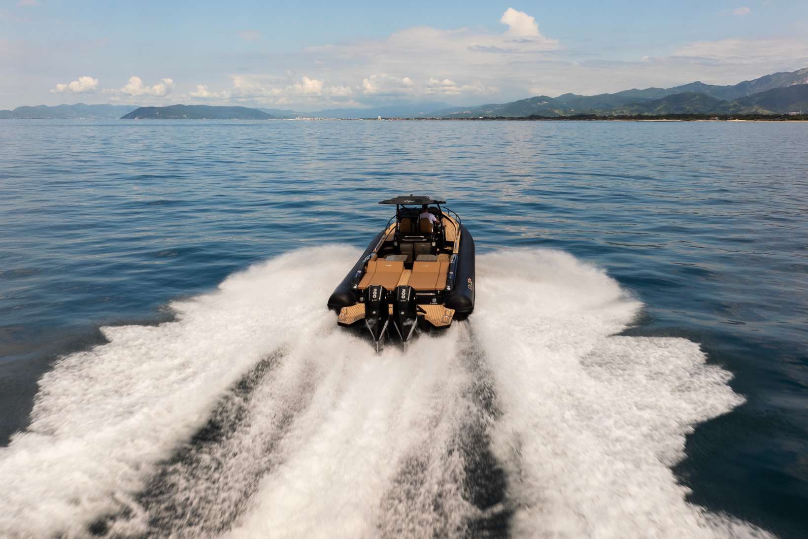 SPX 38', 11.7m SPX RIB — yacht di lusso a noleggio 3