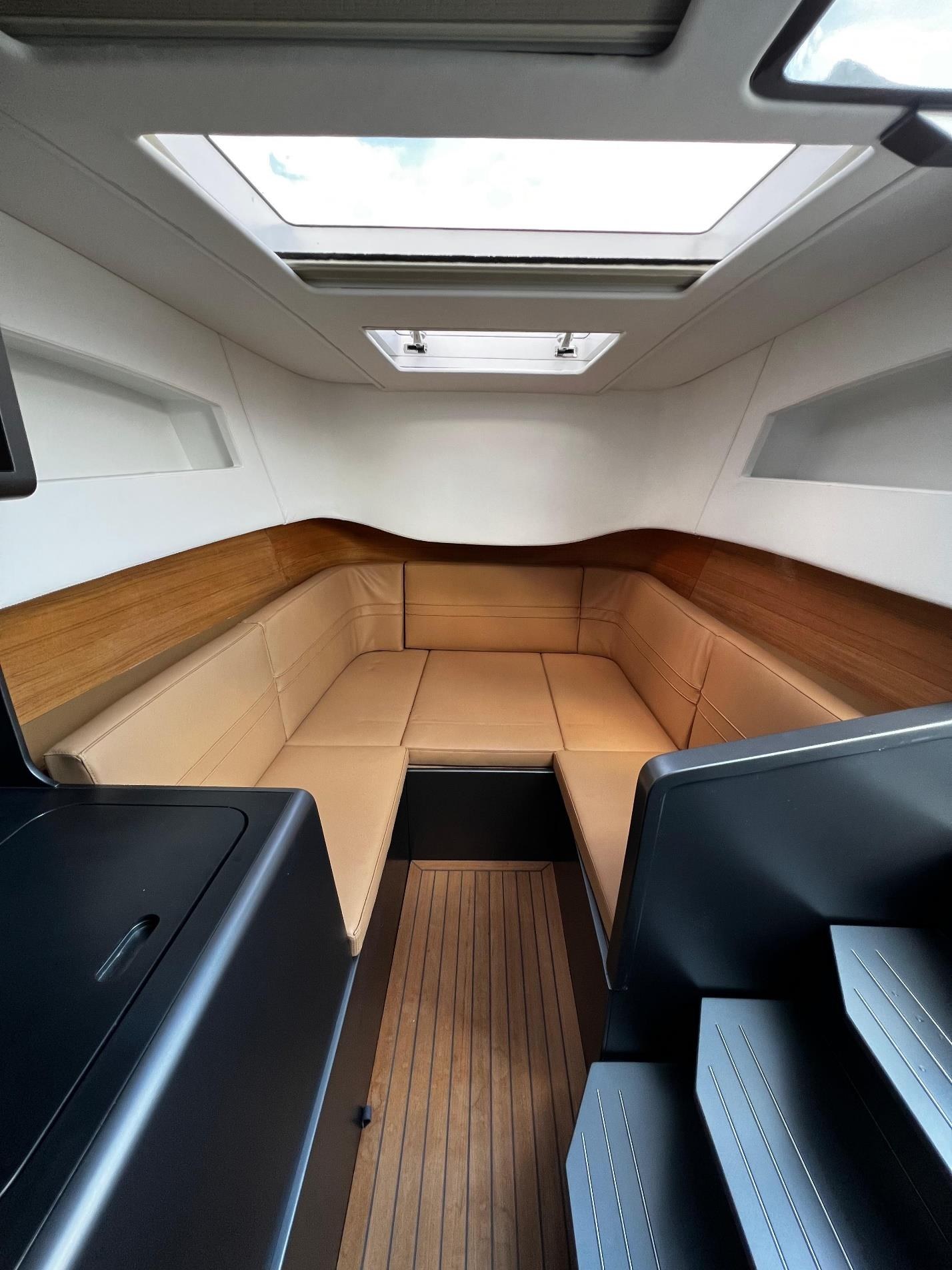 Black Shiver 160, 16.7m Novamarine — luxury yacht for charter 4