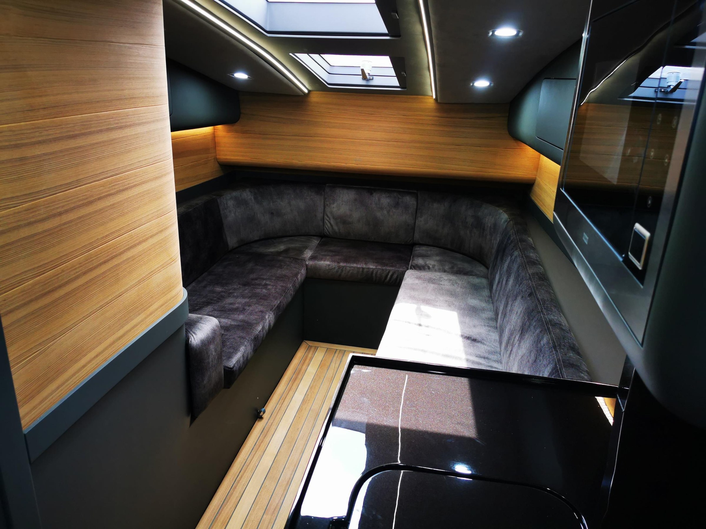 Black Shiver 160, 16.7m Novamarine — yacht di lusso a noleggio 4