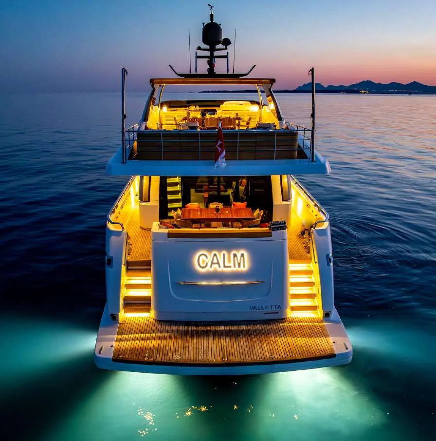 Calm — luxury yacht for charter 5