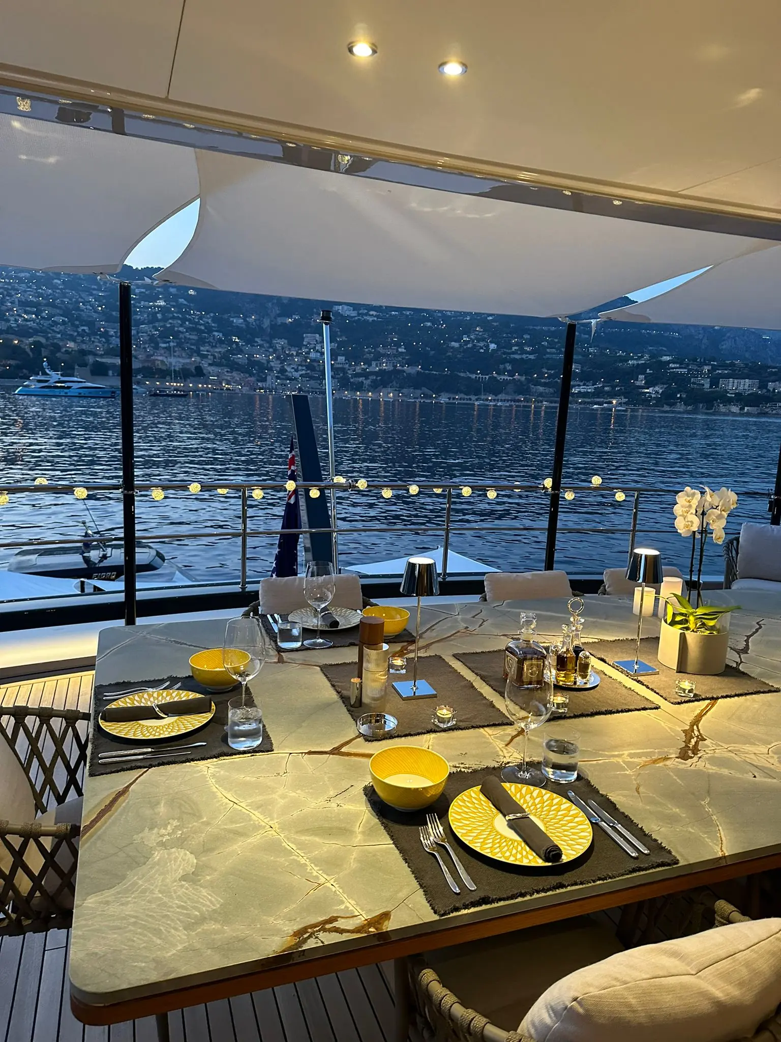Cosmico 44