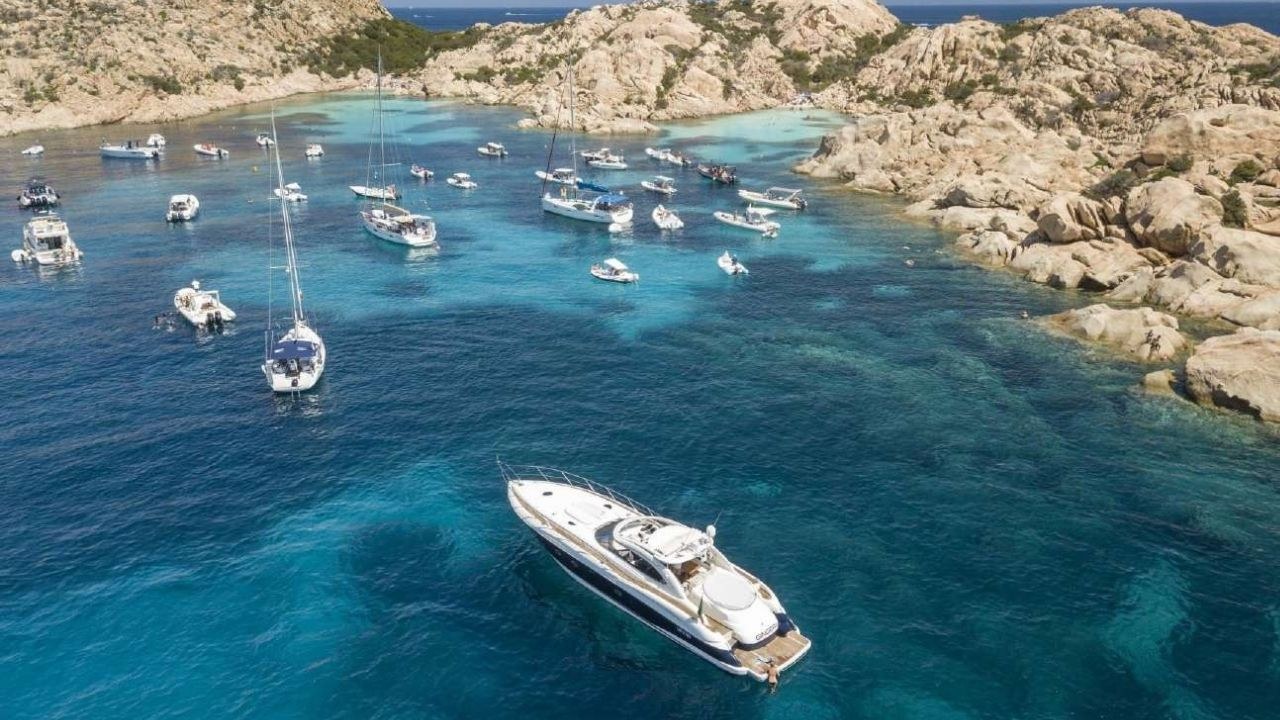 Sunseeker Predator 60 (Midnight Sun), 18.5m Sunseeker — yacht di lusso a noleggio 2