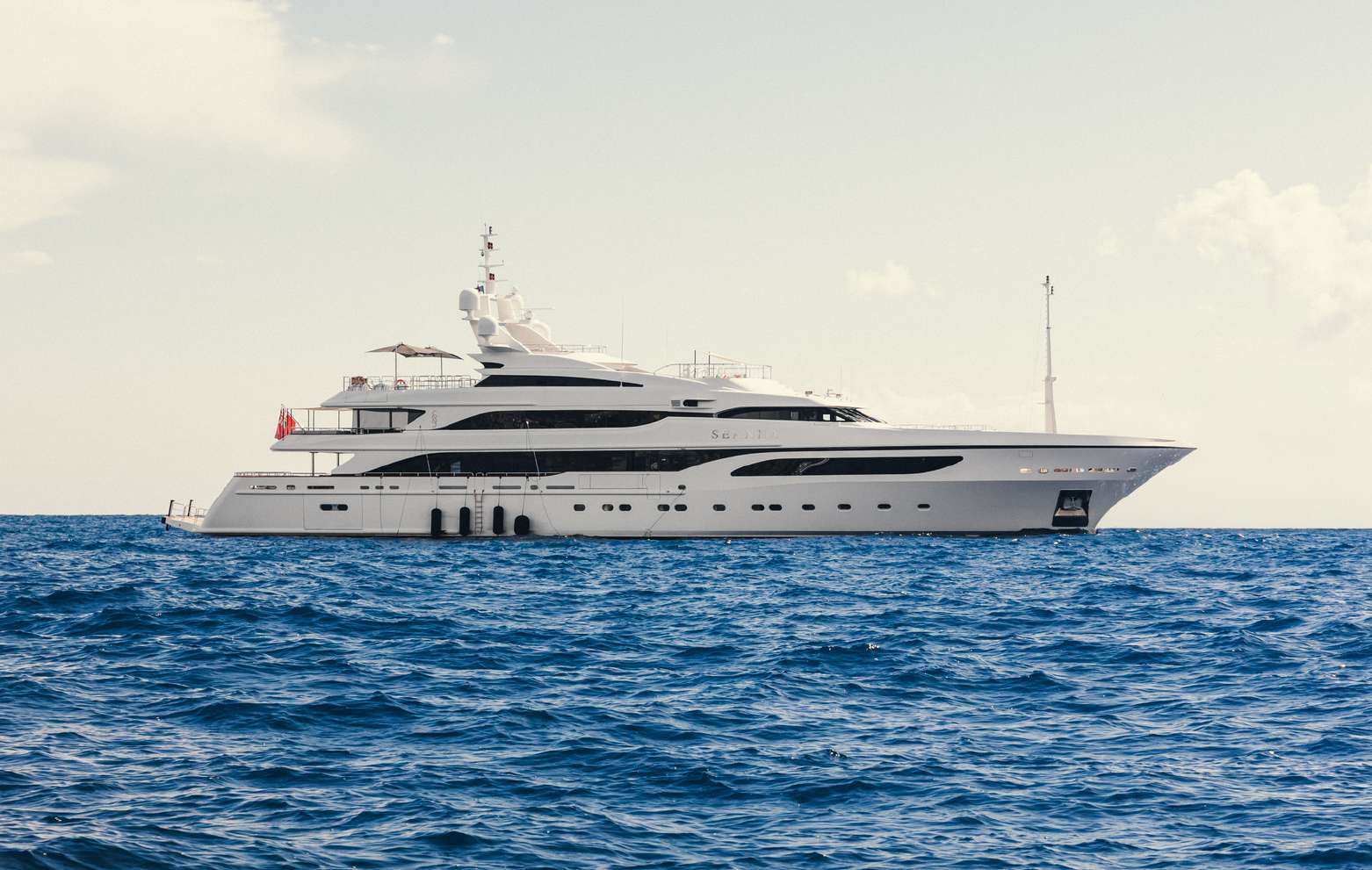 Seanna, 64.5m Benetti — luxury yacht for charter