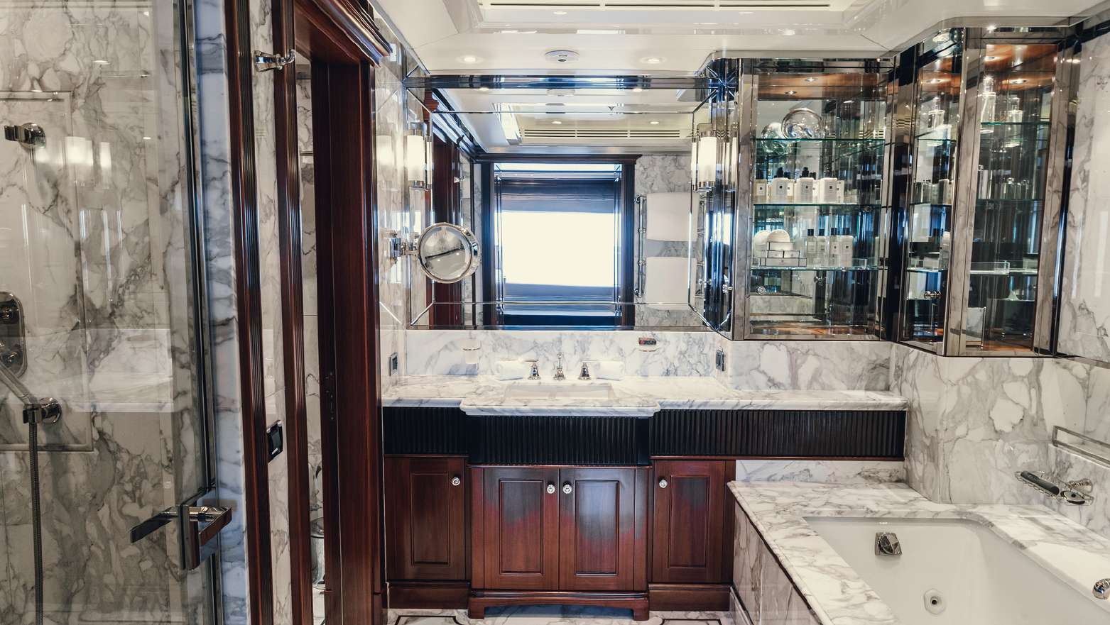 Seanna, 64.5m Benetti — luxury yacht for charter 2