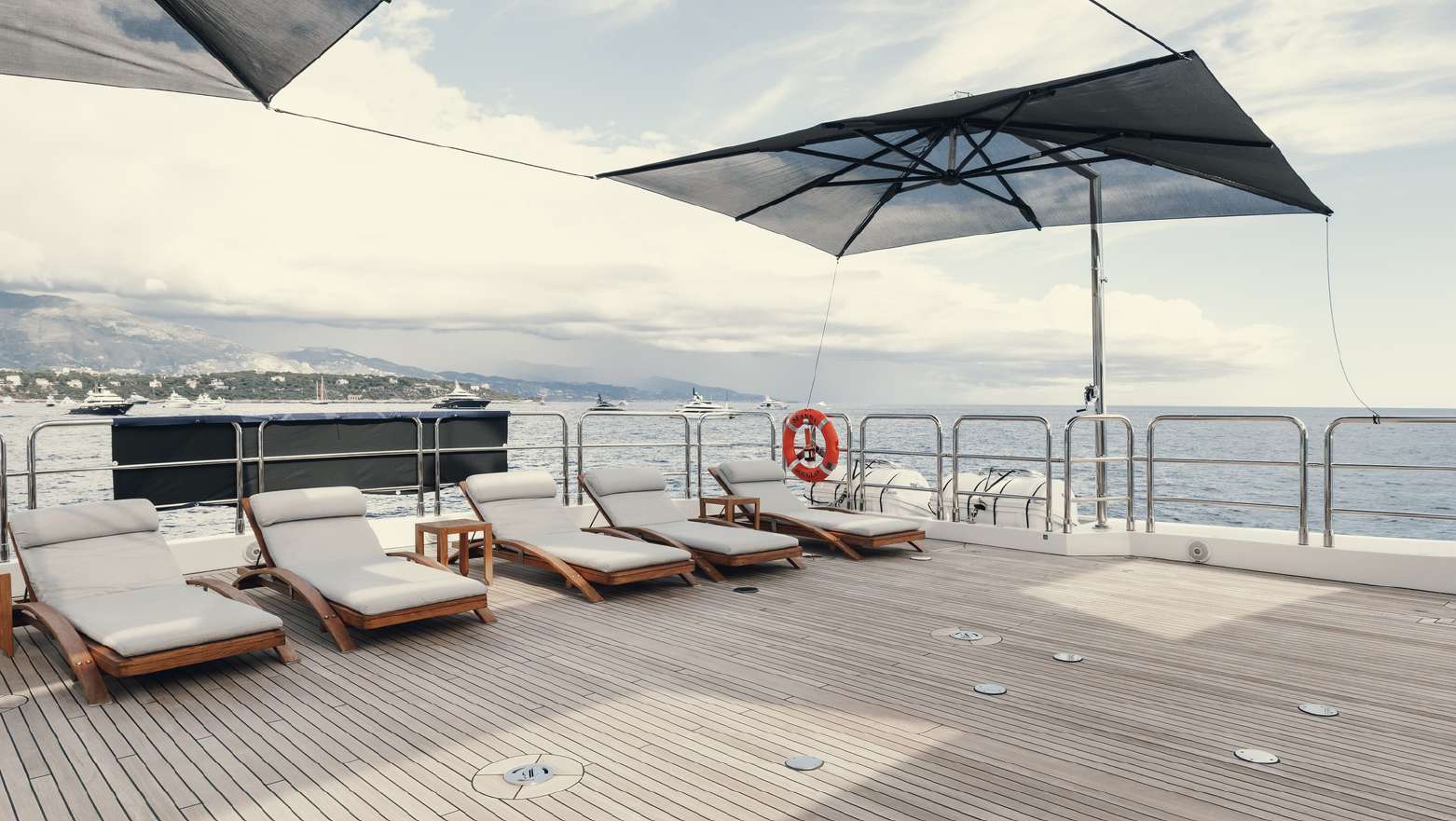 Seanna, 64.5m Benetti — luxury yacht for charter 3
