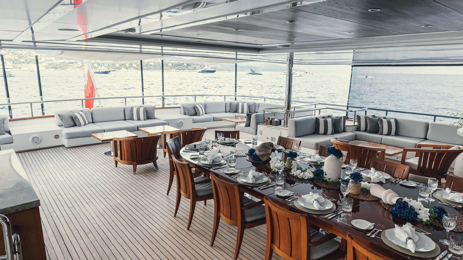 Seanna, 64.5m Benetti — luxury yacht for charter 5