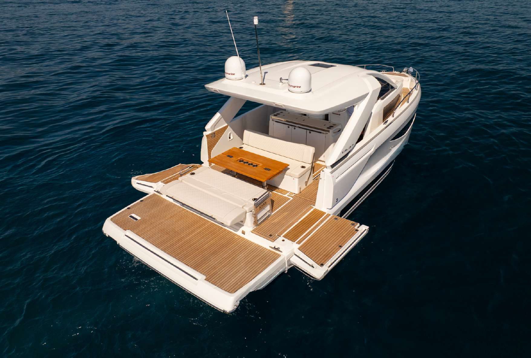Jeanneau DB 37', 11.85m Jeanneau — luxury yacht for charter 5