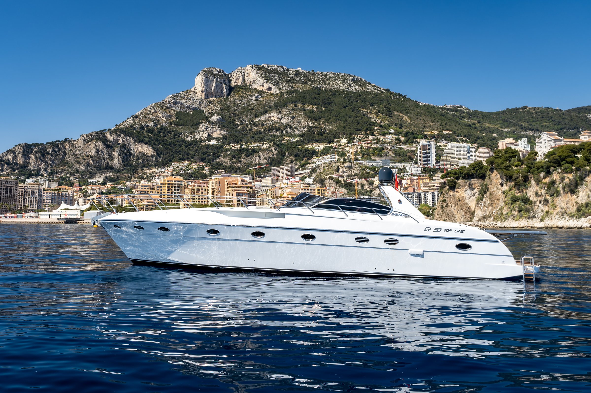 White Wave, 16.5m Rizzardi — yacht di lusso a noleggio 4