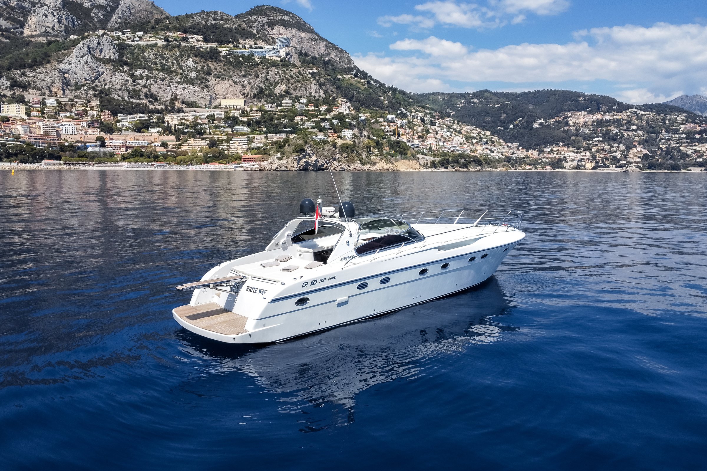 White Wave, 16.5m Rizzardi — yacht di lusso a noleggio 5