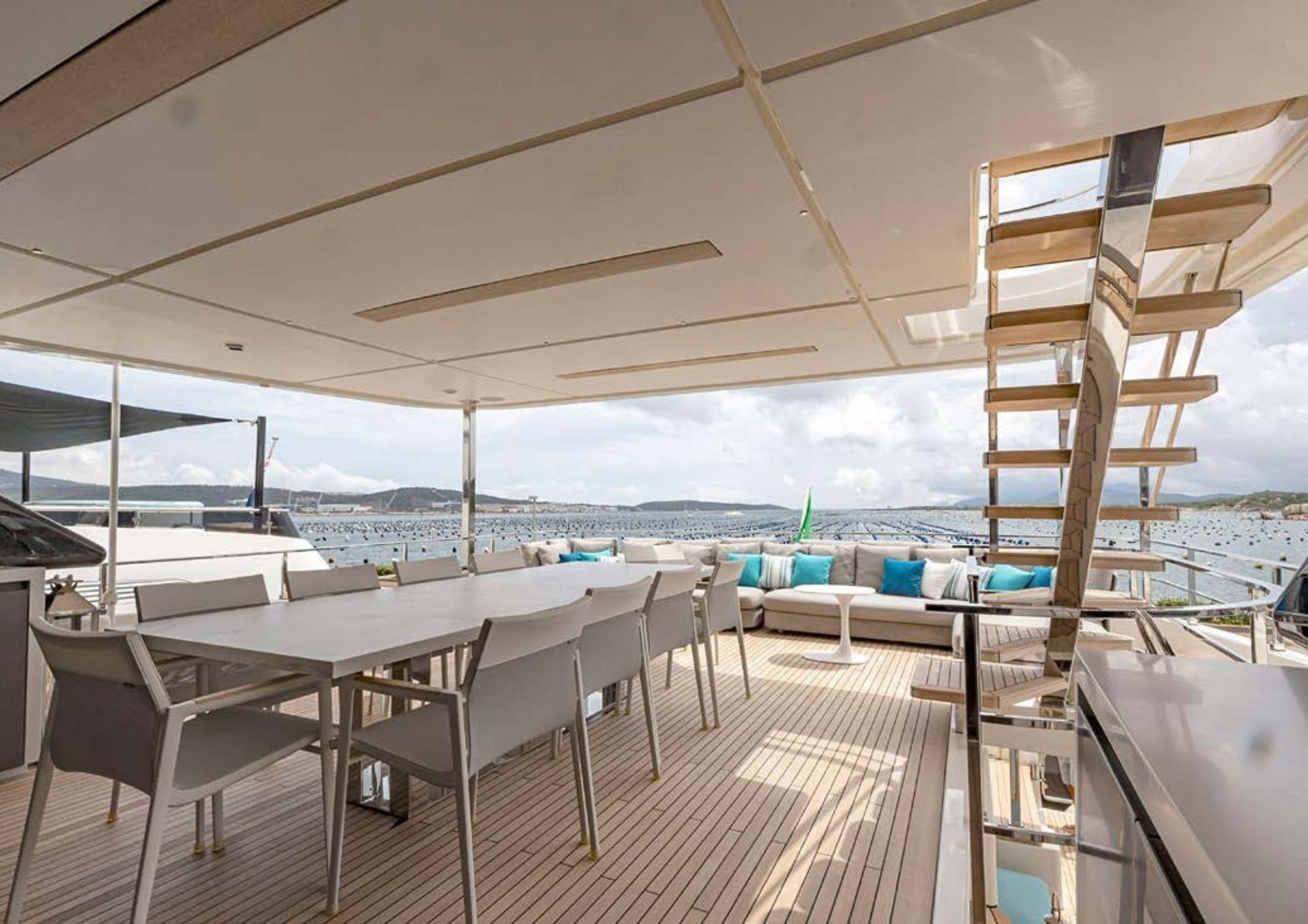 South, 33m South — luxury yacht for charter 5
