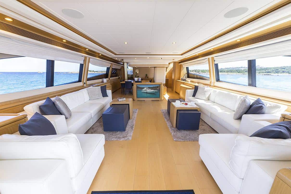 Ferretti 881 26