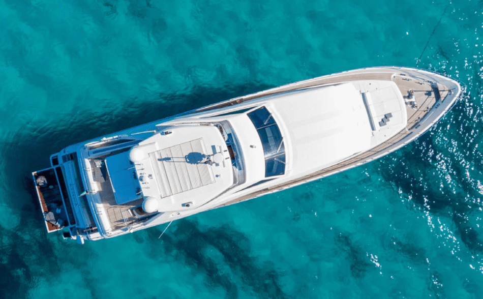 Ferretti 97 Custom Line 2