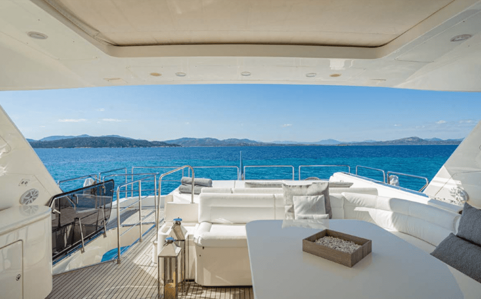 Ferretti 97 Custom Line 7