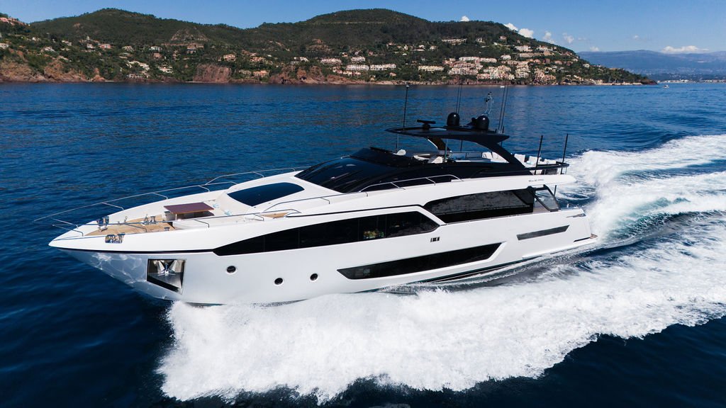 G — luxury yacht for charter 3