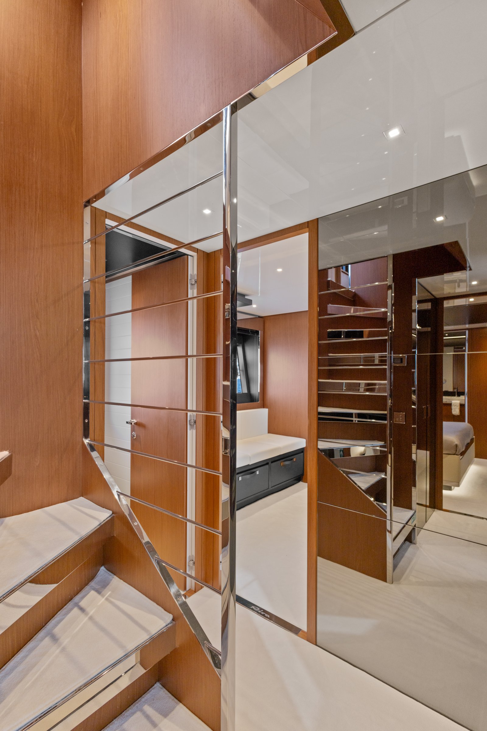 G — luxury yacht for charter 2