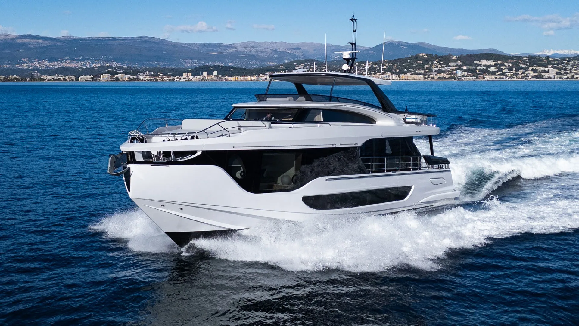 Getaway — luxury yacht for charter