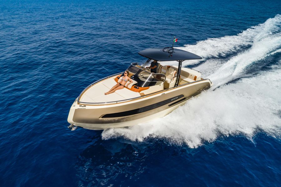 Invictus GT 320 4