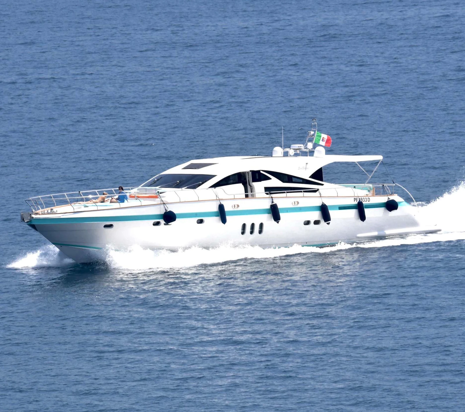 Jaguar 80, 24m Jaguar — luxury yacht for charter 3