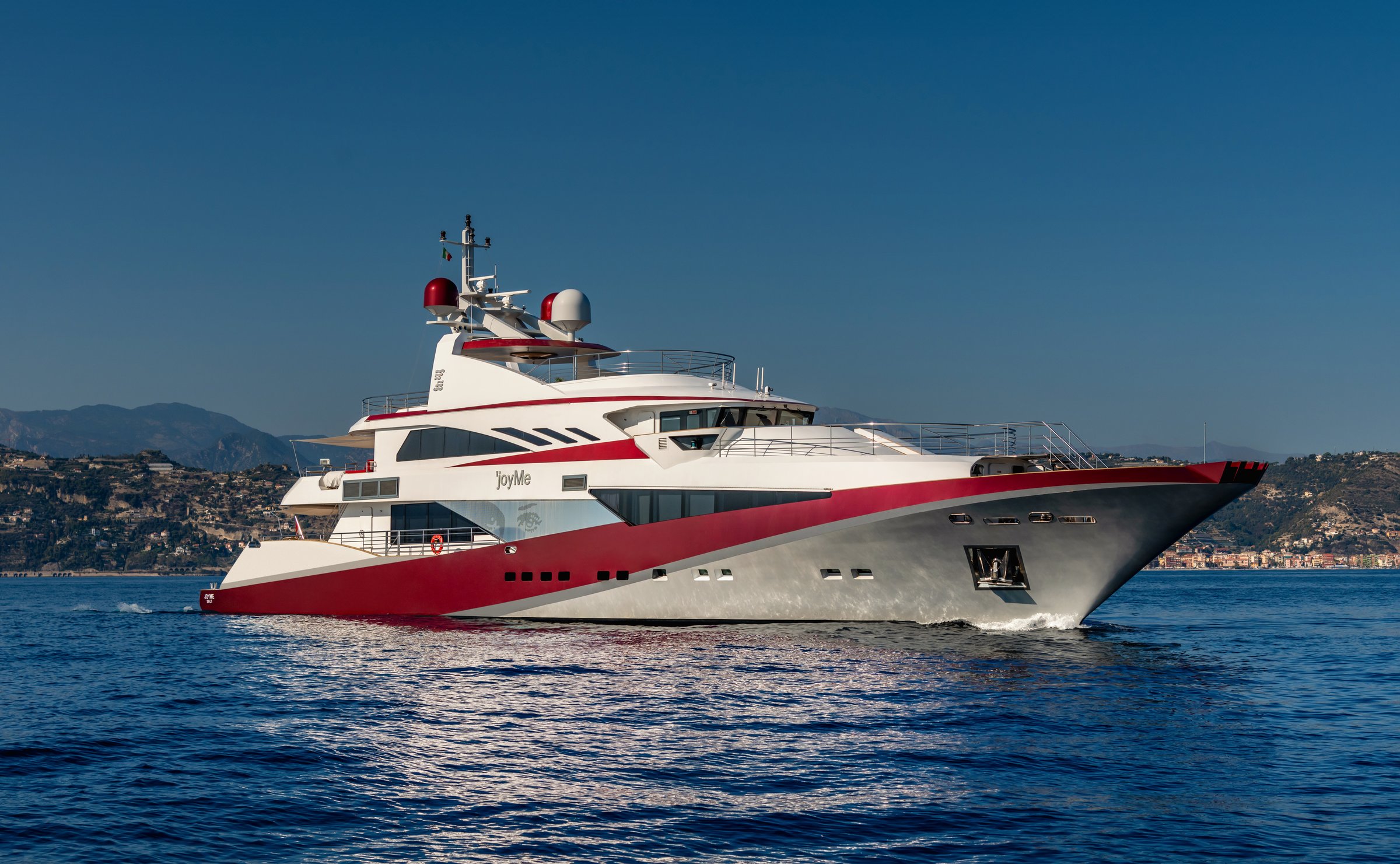 JoyMe — yacht di lusso a noleggio