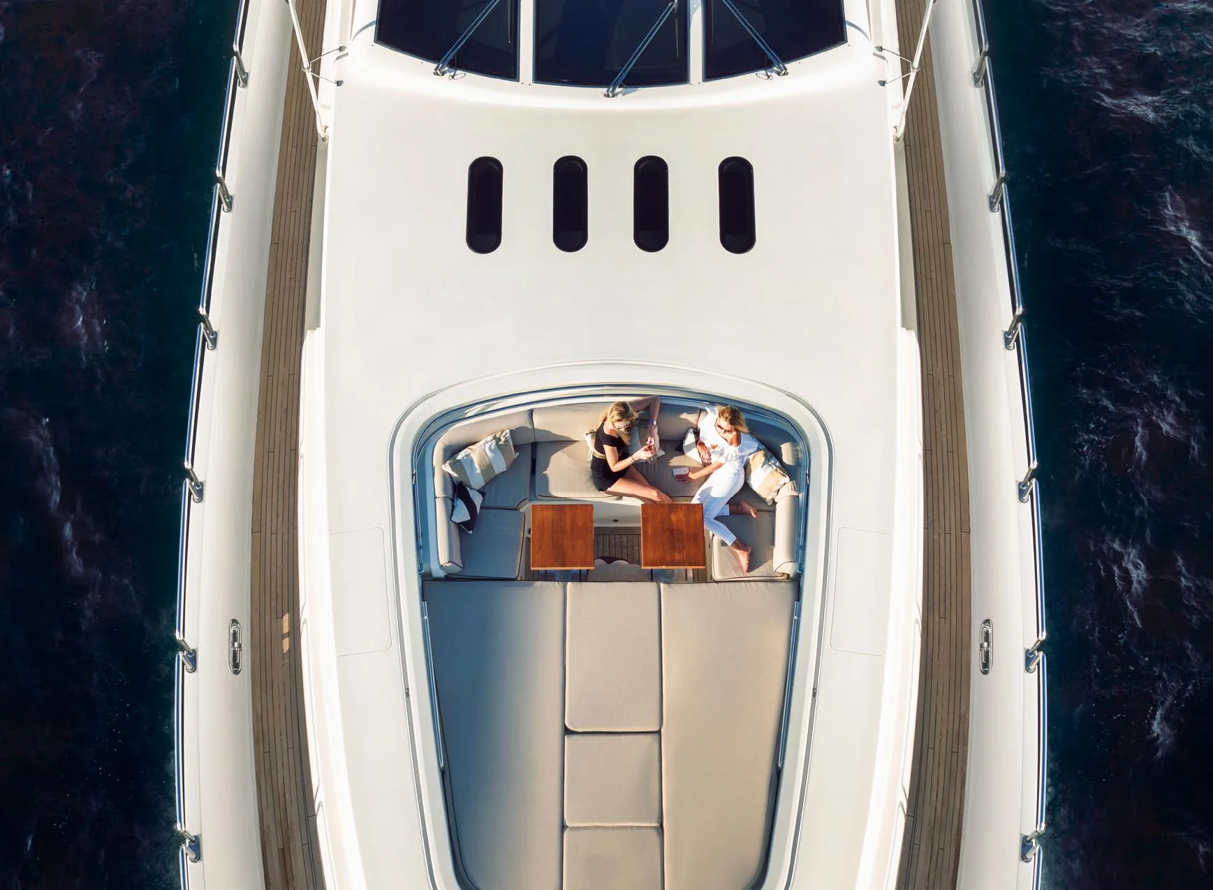 Leopard — yacht di lusso a noleggio