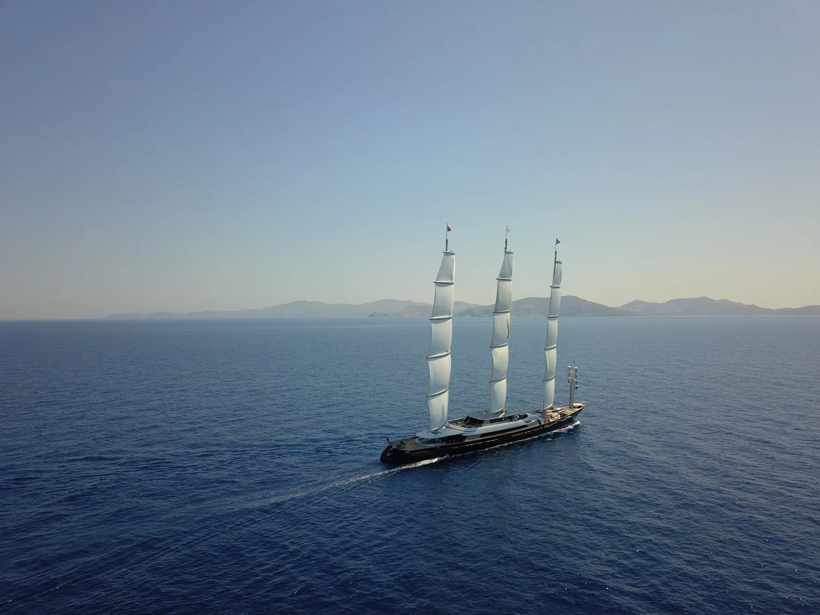Maltese Falcon 32