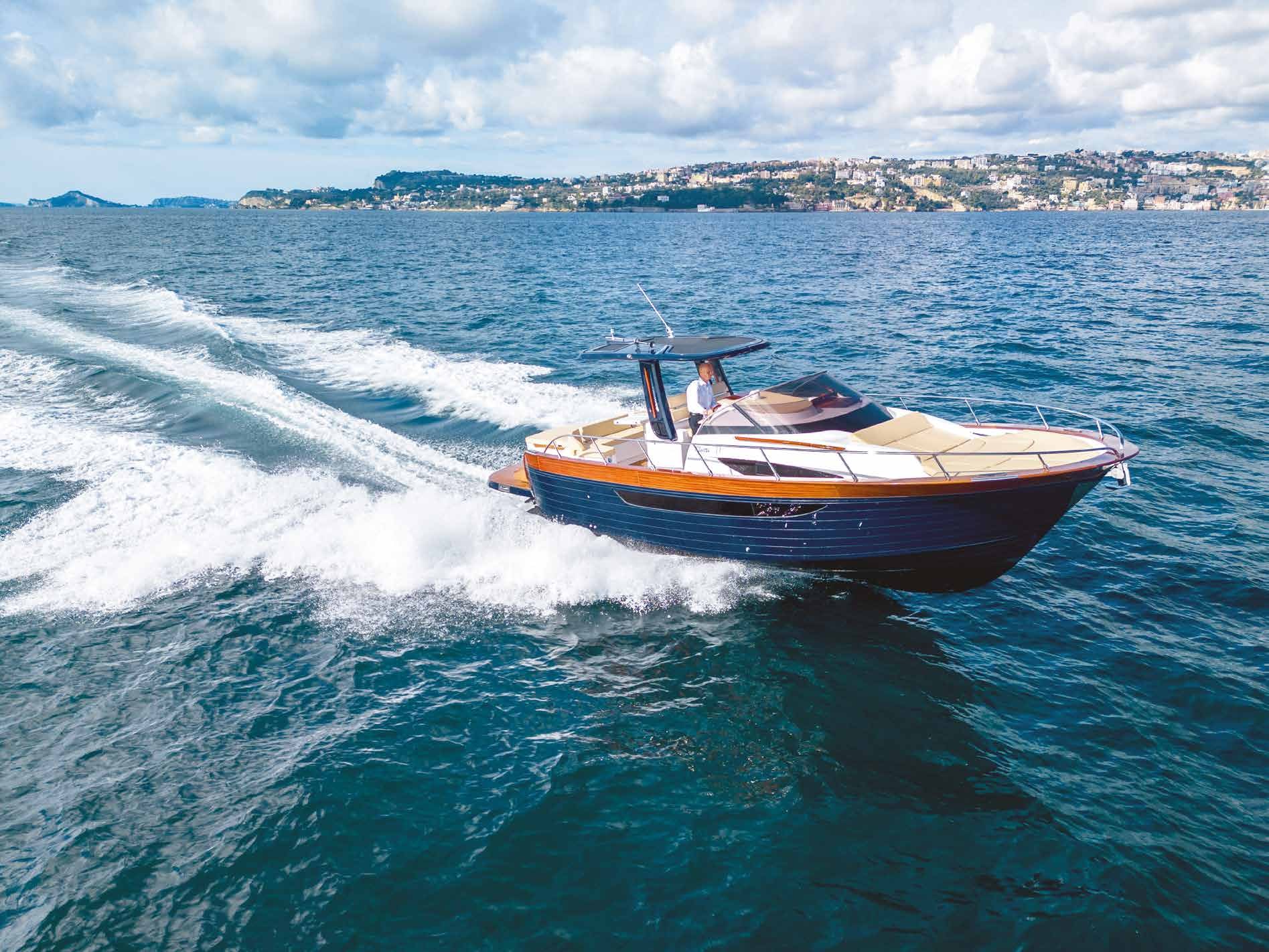 Mimì 38 Walkaround, 11.5m Mimì — yacht di lusso a noleggio