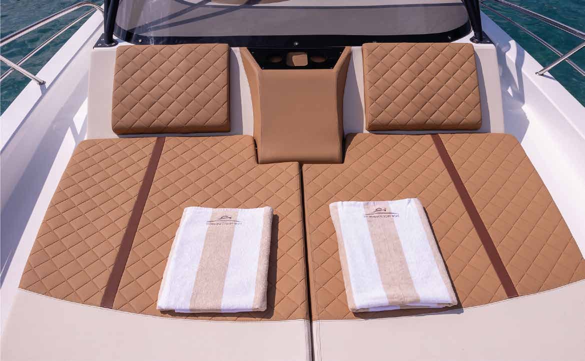 Saver 33, 10.21m Saver — yacht di lusso a noleggio 5