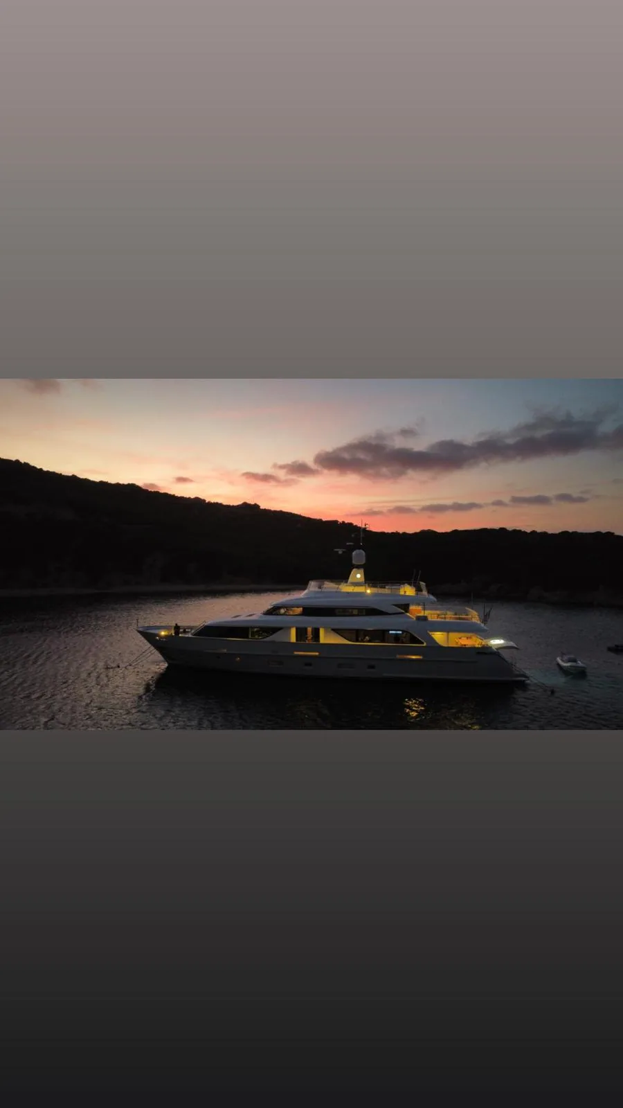 Tiny Wave — yacht di lusso a noleggio 3